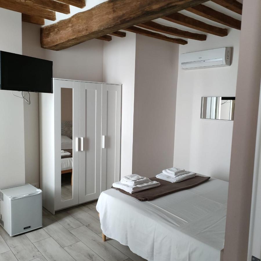מלון פארמה Residenza Borgo Guazzo מראה חיצוני תמונה